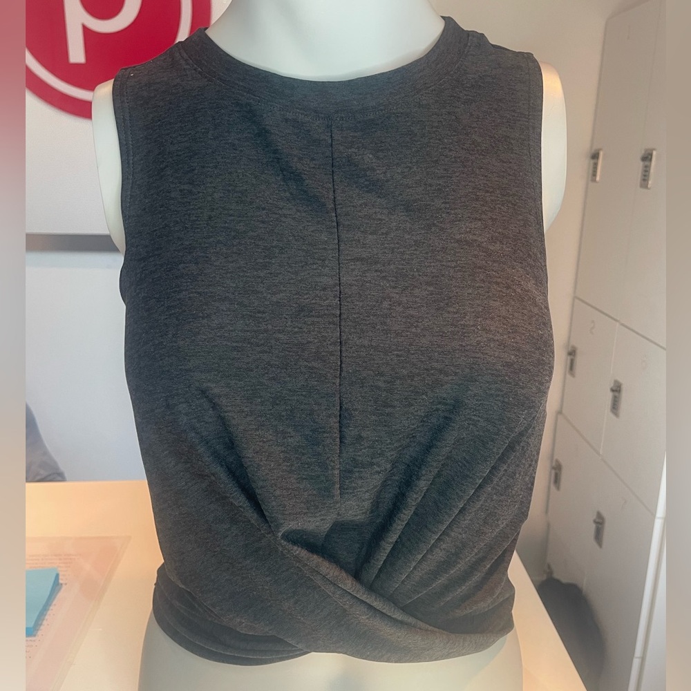 Beyond Yoga Featherweight Intersect Twist Crop Tank - Size XS, Darkest Night